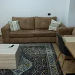 Center Apartment *